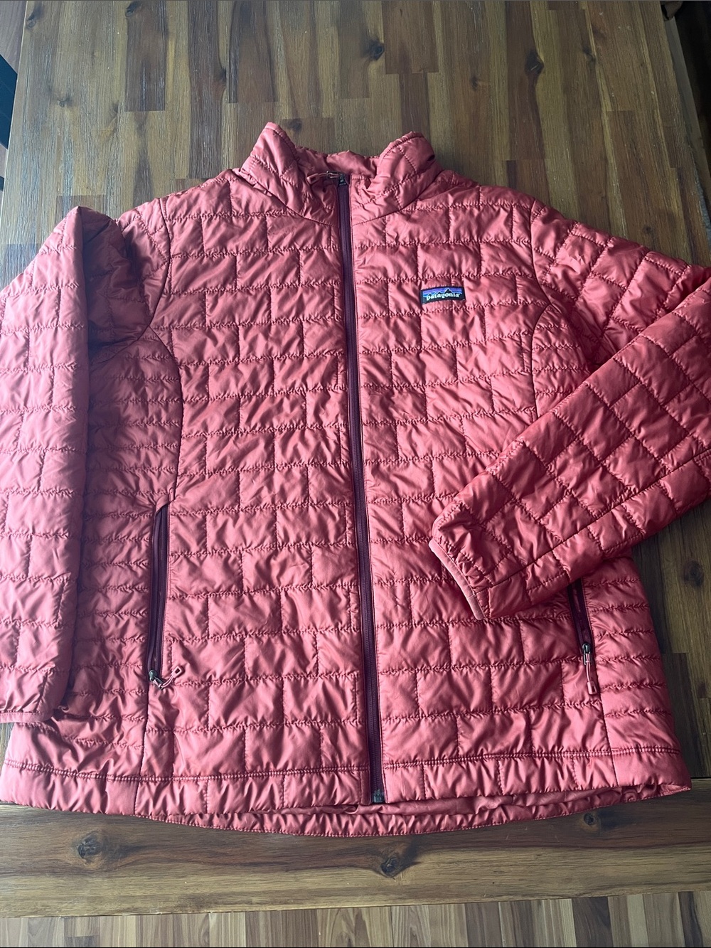 Patagonia Coral Red Quilted Lightweight Jacket coat